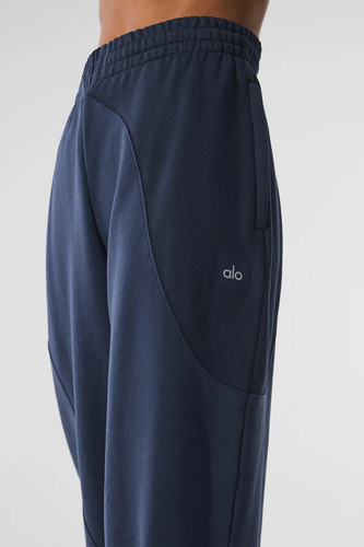 Alo Yoga Pantalón Jogger Unisex Make Waves - Original Azul Marino Make Waves S - 4