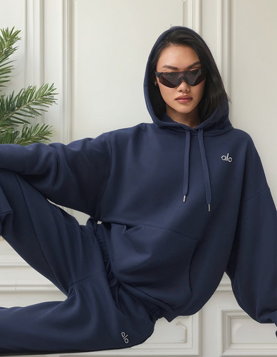 Alo Yoga Campera Chompa, Accolade Hoodie Unisex Azul Marino S - 4 Accolade Hoodie