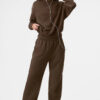 Alo Yoga Campera Accolade Crew Neck Buzo Marrón Oscuro L - 12 Accolade Crew Neck