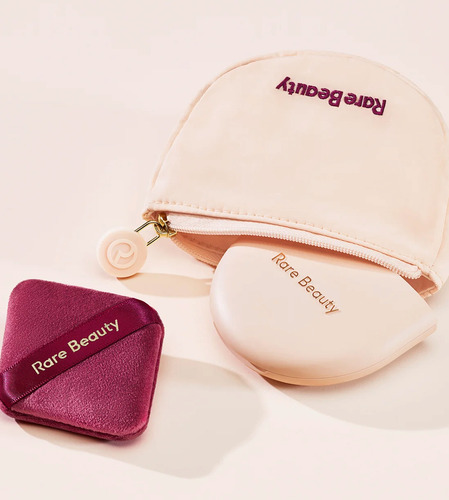 Rare Beauty Powder Pouch | Neceser Semicírculo Color Durazno Beige Powder Pouch