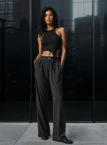 Alo Yoga Pantalón Ancho Suit Up Trouser (long) Negro Tela Liviana Y Ligeramente Satinada Con Efecto Swishy L - 12