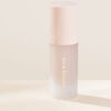 Rare Beauty Prebase Iluminadora Gel Para Una Piel Radiante Transparente