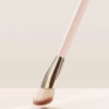 Rare Beauty Soft Pinch Blush Brocha Profesional Para Rubores Blanco