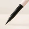 Rare Beauty Perfect Strokes Matte Liquid Delineador Liquido Negro Mate