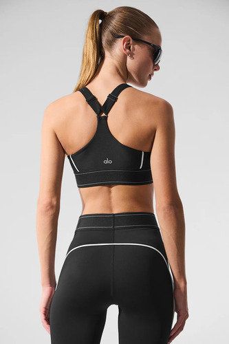 Alo Yoga Top Deportivo Airlift Suit Up Soporte Medio Negro Y Blanco Airlift Suit L