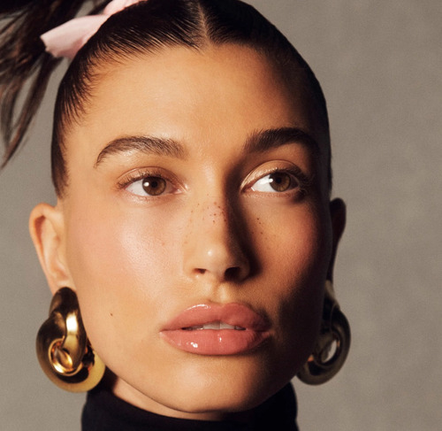 Rhode Labial Peptide Gloss Tint By Hailey Bieber Ribbon Pink