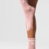 Alo Yoga Medias Unisex Halfcrew Throwback Color Smoky Quartz Rosa Claro Logo M
