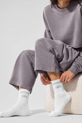 Alo Yoga Medias Unisex Half-crew Throwback Sock Color Beige Gris Claro Unisex Half-crew Throwback L
