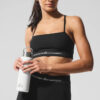 Alo Yoga Corpiño Deportivo Alosoft Relay Top - Original Negro Alosoft Relay M
