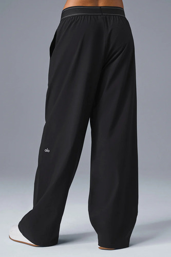 Alo Yoga Pantalon Suit Up Regular Tiro Medio Fit Holgado Negro Liso M - 8