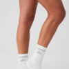 Alo Yoga Medias Unisex Half-crew Throwback Sock Color Beige Blanco Con Gris Throwback M