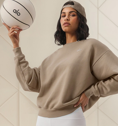 Alo Yoga Campera Accolade Crew Neck Buzo Marrón Claro M - 8 Accolade Crew Neck