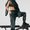 Alo Yoga Make Waves Pantalón Jogger Deportivos Unisex Negro Tejido French Terry S - 4