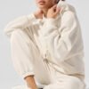 Alo Yoga Campera Chompa, Accolade Hoodie Unisex Blanco M - 8 Accolade Hoodie