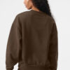 Alo Yoga Campera Accolade Crew Neck Buzo Marrón Oscuro L - 12 Accolade Crew Neck