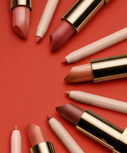 Rare Beauty Kind Words Matte Lip Liner Lively | Delineador Lively Rosa Cálido Versátil