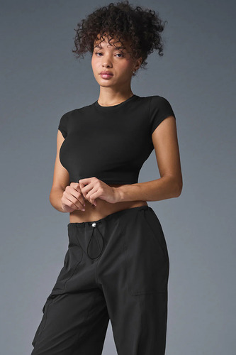 Alo Yoga Remera Deportiva Crop De Mujer Original Negro Alosoft Crop Finesse Short Sleeve S - 32