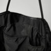 Alo Yoga - Bolsa Tote Winterfun Suave Tejido Tipo Gamuza Negro Faux Fur Metálico Brillante Negro