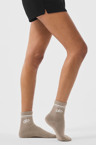 Alo Yoga Medias Unisex Half-crew Throwback Sock Color Beige Marrón Claro M