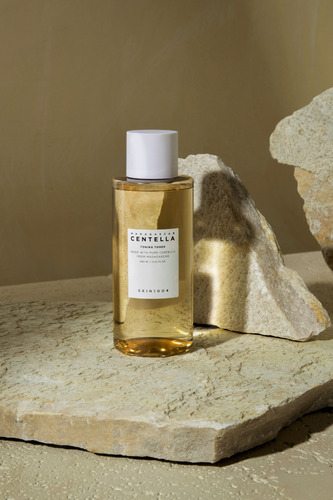 Skin1004 Madagascar Centella Toning Toner Tónico Facial210ml