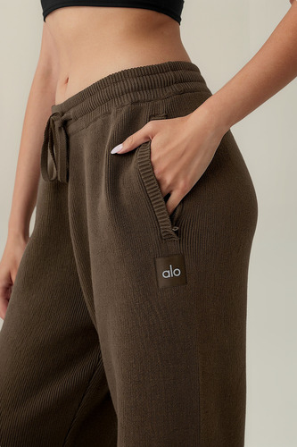 Alo Yoga Pantalon Recto Oversized - Original Marrón Oscuro Scholar Straight M - 8