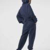 Alo Yoga Campera Chompa, Accolade Hoodie Unisex Azul Marino L - 12 Accolade Hoodie
