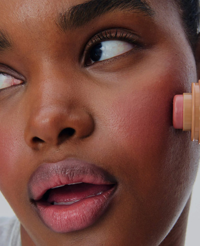 Rhode Pocket Blush Freckle 5.3g | Rubor En Crema Freckle