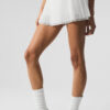 Alo Yoga Pollera Falda Deportiva Mesh Baseline Tennis Blanco Mesh Baseline S - 4