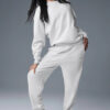 Alo Yoga Remera Ccolade Crew Neck Pullover Suéter De French Blanco French Terry Con Textura Lisa Por Fuera Y Afelpada Por Dentro L - 36