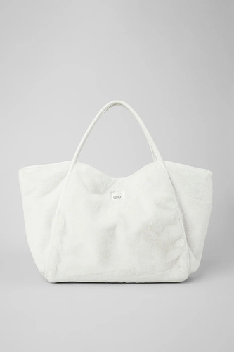 Alo Yoga - Bolsa Tote Winterfun Suave Tejido Tipo Gamuza Ivory Faux Fur Metálico Beige