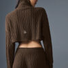 Alo Yoga Buzo Cable Knit Suéter Tejido De Corte Cropped S - 4 Marrón Oscuro Cropped Winter