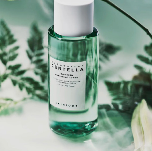 Skin1004 Madagascar Tonico Anti-acné Tea-trica Relief 210ml Grasa Día/noche